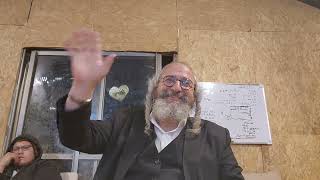 ליל ד' ב' דראש חודש אדר תשפ"ו – בעברית – הכנה לפורים בחוות 'נצח דוד' בשומרון עם נוער הגבעות הקדושים! (הרב מוטה פראנק) - התמונה מוצגת ישירות מתוך אתר האינטרנט יוטיוב. זכויות היוצרים בתמונה שייכות ליוצרה. קישור קרדיט למקור התוכן נמצא בתוך דף הסרטון