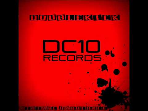 Doublekick - Minimal Ambulance (Original Mix)