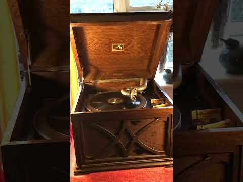 Don’t Call It Love…..By…. Monica Lewis With Guy Lombardo & His Royal Canadians. 1948