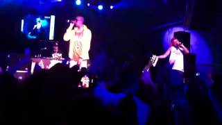 Fedez - Bella Vita LIVE @ MAGAZZINI GENERALI 5-04-2012