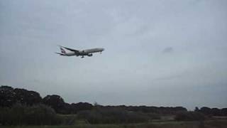 preview picture of video 'Emirates Boeing 777 EDDH'