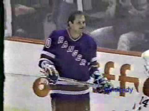 Tikkanen kiss 5/5/94 playoffs