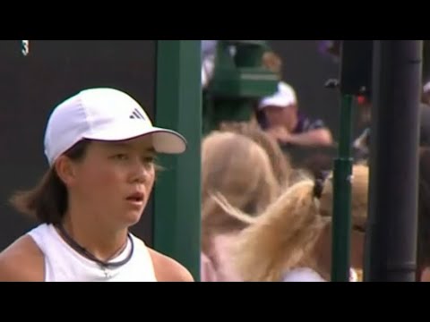 16-year-old Ena Koike of Japan has defeated Alanis Hamilton at Wimbledon Juniors!
