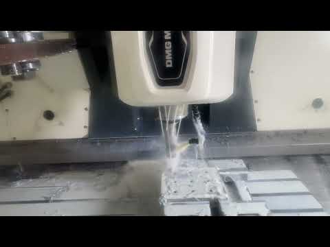 DMG MORI CMX 1100 V CNC milling machine