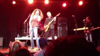 Headpins - Keep Walkin Away