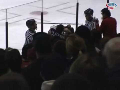 Jay Rosehill vs Matthew Clackson