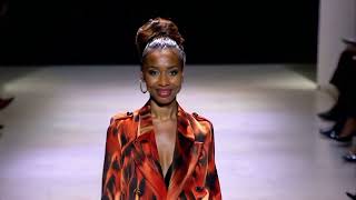 AI-Generated Model Strides the Runway - Haute Couture Fashion Show in 3D