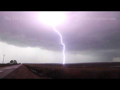 Tornadoes and Incredible Lightning - Gilmore, Arkansas 03/27/2021