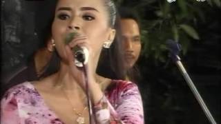 Download lagu Hanya Satu OM ABBA Dwi Ratna Feat Agung Juanda... mp3