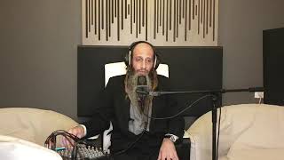 מלווה מלכא עם שי גז והרב מאור קריו ויגש תשפד (הרב מאור קריו) - התמונה מוצגת ישירות מתוך אתר האינטרנט יוטיוב. זכויות היוצרים בתמונה שייכות ליוצרה. קישור קרדיט למקור התוכן נמצא בתוך דף הסרטון