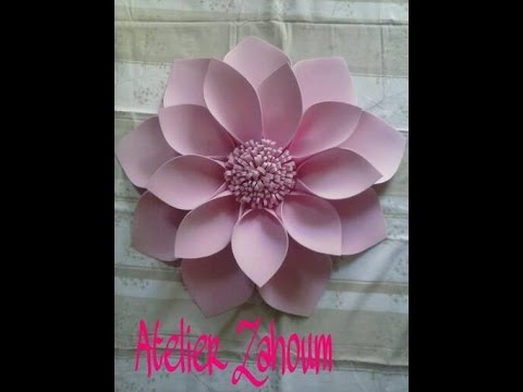 download lagu mp3 mp4 Modelo De Flor, download lagu Modelo De Flor gratis, unduh video klip Modelo De Flor