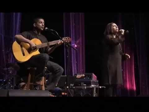 Parnaso de Além - túmulo - Tim e Vanessa