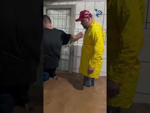 Várias familias perderam todos os móveis devido a chuva em São Sebastião da Bela Vista