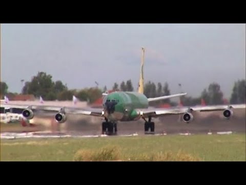 SCREAM !! SPEED !! Fastest Boeing707 departure ever seen TMA OD-AGO , Ostend Airport