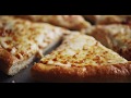 Envie de partager de généreuses pizzas en pâte Classic, Pan ou Cheezy Crust préparées à la commande rien que pour vous? Rdv sur pizzahut.fr