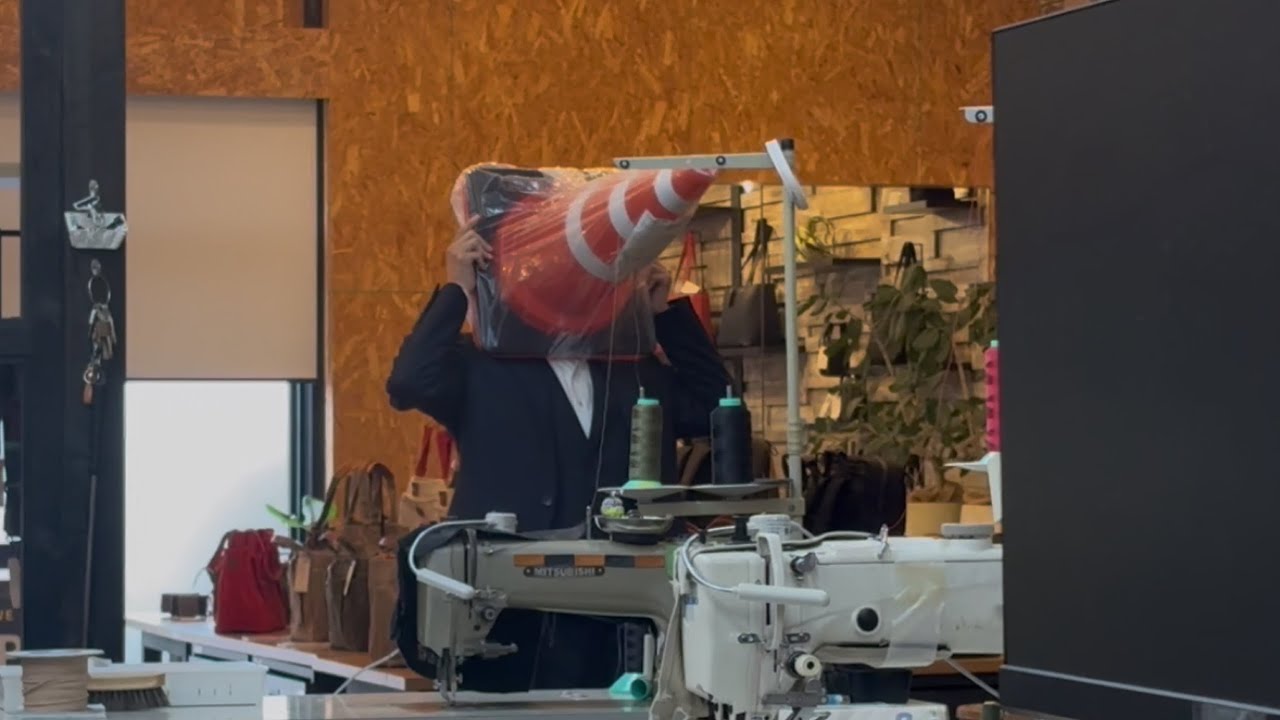 【カワニシカバンの日常】社長が奇行に走りました。