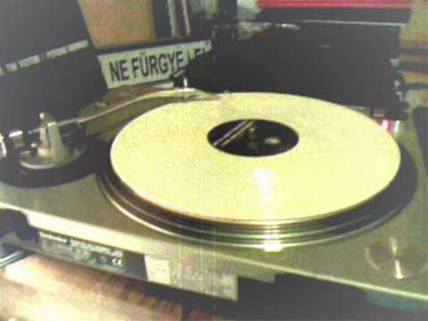 Bouncemasters vs. The Vizitor - Kicktype_1