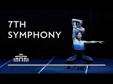 7th Symphony by Toer van Schayk (performance clip) - Dutch National Ballet