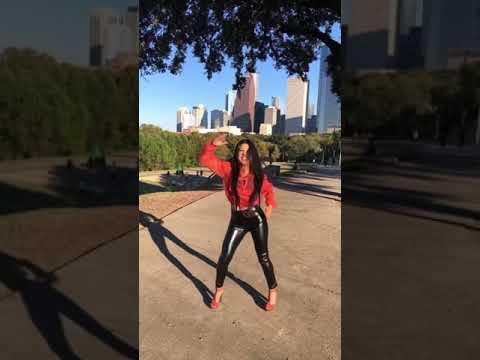 LA MITAD - Nacho • Carlos Vives • Mike Bahía #LaMitadChallenge