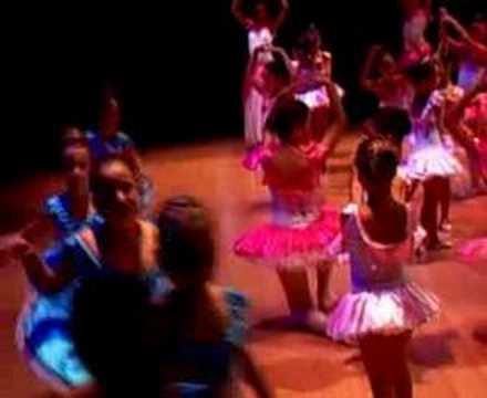 Estudio de Danza MG -Festival 2007- Bambalinas 2