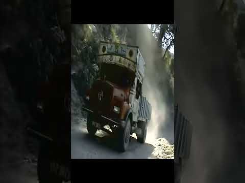 roadside BHUTAN (Enhanced 4K)