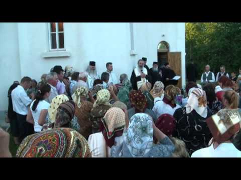 EVENIMENTE LA HUDEŞTI -Î.P.S. TEOFAN LA BISERICA AD. M. DOMNULUI DIN VATRA..mpg