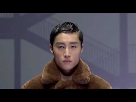 Emporio Armani Menswear Fall/Winter 2017-2018