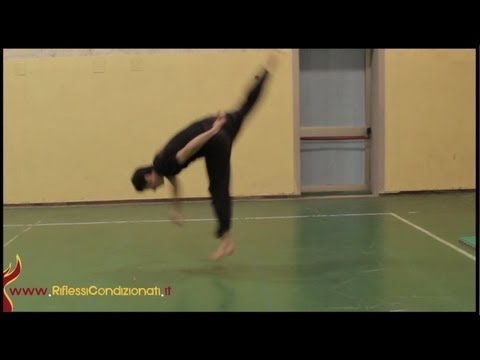 Se è possibile fare il bagno durante lesacerbazione di osteocondrosi Come il mal di schiena può essere associato con lo stomaco