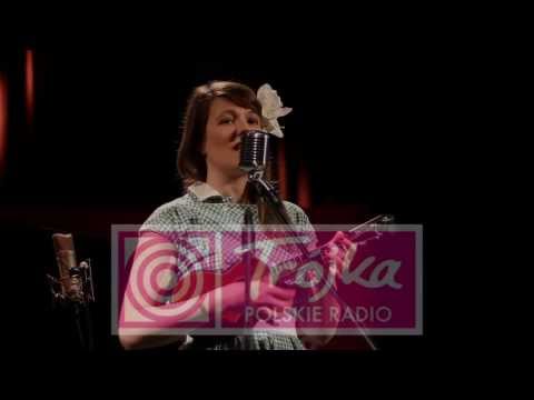 Katy Carr on Trojka Radio - Hey Sokoly