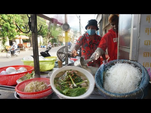 More Than 100 Dishes Every Day of KuyTeav @Toul Sangke - Yummy Eating Yellow Noodle Soup With Pork