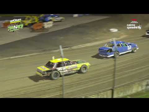 Jul15 MSF at TWW Cairns Speedway - Modifed Sedans Feature Race