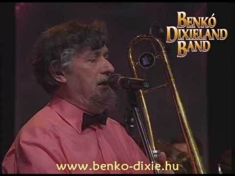Moscow Nights / Подмосковные вечера - BENKO DIXIELAND BAND