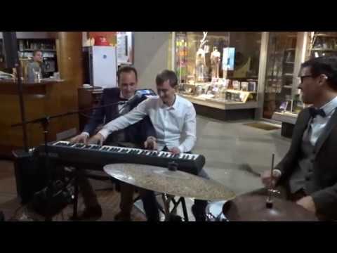 Amazing 4 Hands Boogie Woogie Improvisation by Chris Conz & Nicola Tenini