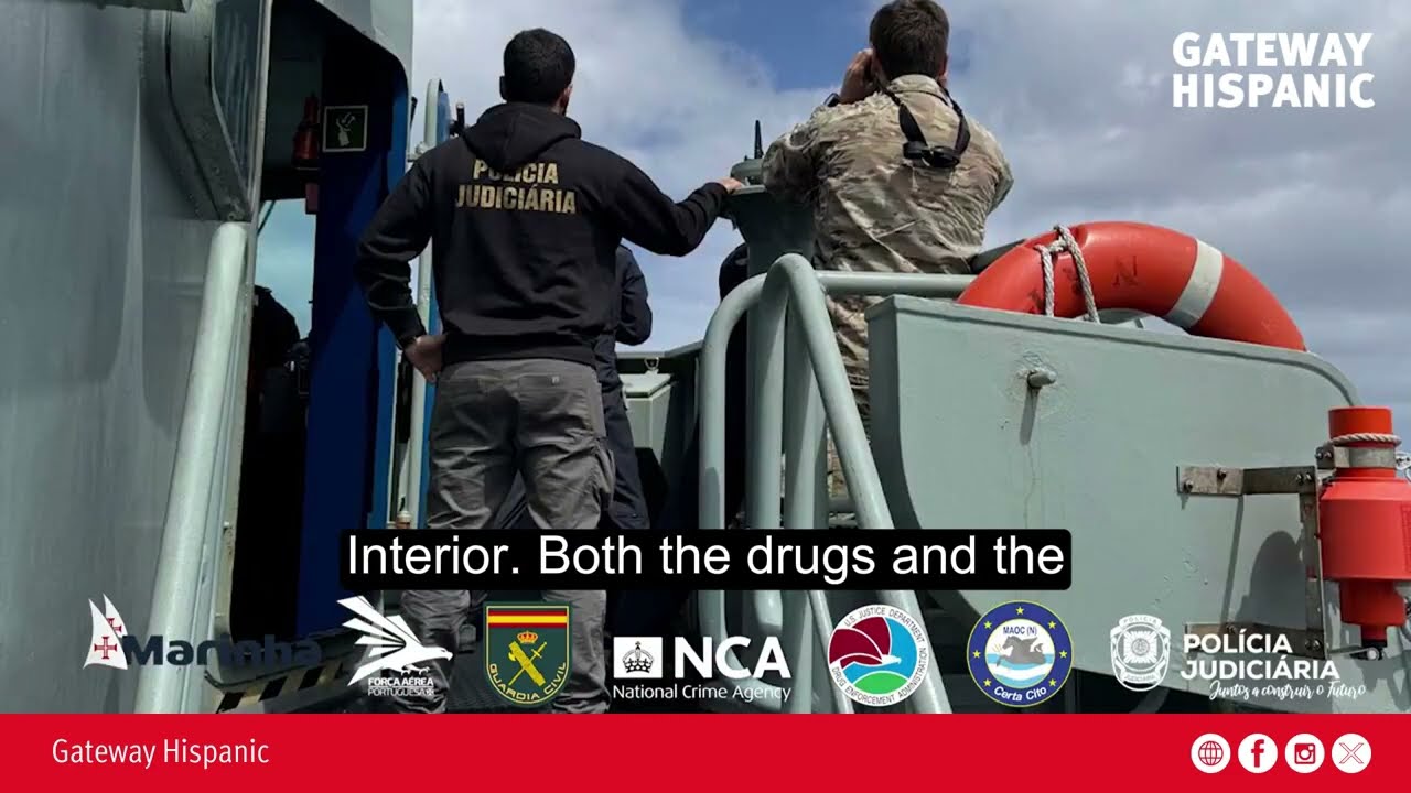 Narco submarine captured 500 miles from the Azores Islands, carrying 6.6 tons of cocaine