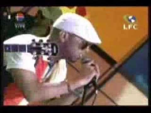 Roba Corazones en El Poder de las 12 "No Es"