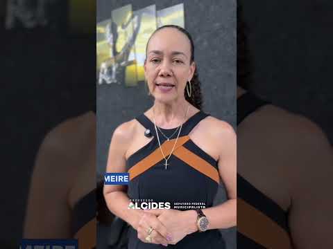 Estivemos reunidos no escritório político com diversas lideranças dos quatro cantos de Goiás...