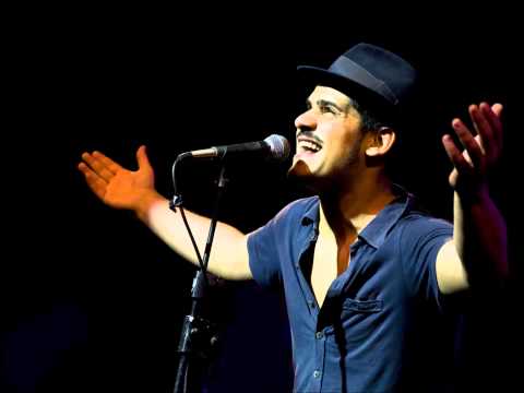 Video per il significato della canzone Mary lou di Alessandro Mannarino
