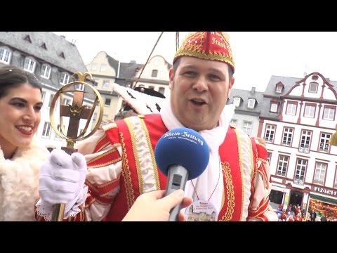 Widerstand zwecklos:  Koblenzer Narren erstürmen Bundeswehr & Rathaus