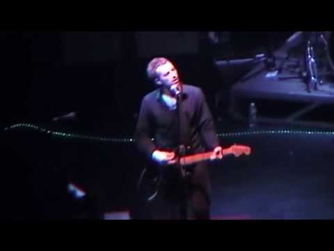 Moses - Coldplay - live in Phoenix 2003 (rare video)