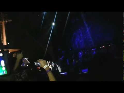 Slash@Dubai 2013 School's Out (special guest Alice Cooper)