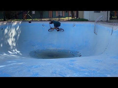 BMX Pool Surf’n’Turf