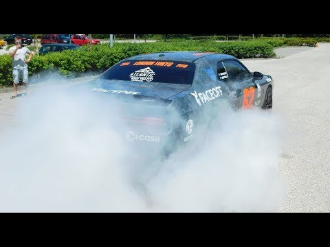 Dodge Challenger SRT Hellcat