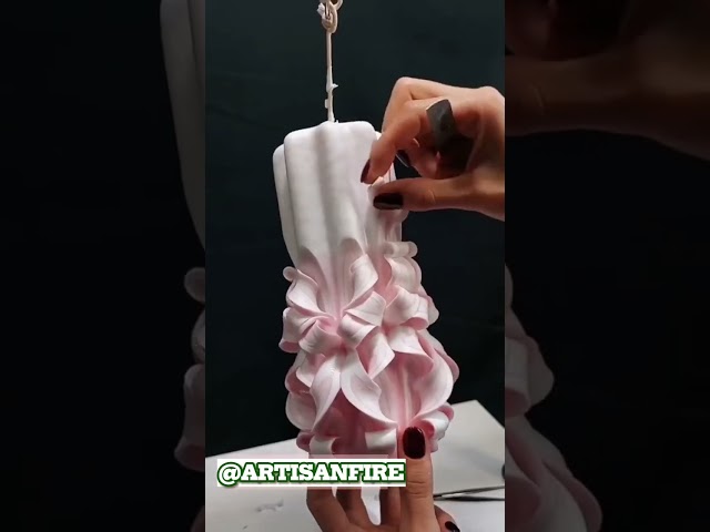 Vídeo relacionado con Velas Decorativas de Cilíndricas Acanaladas | Set de 2 (Rojas)