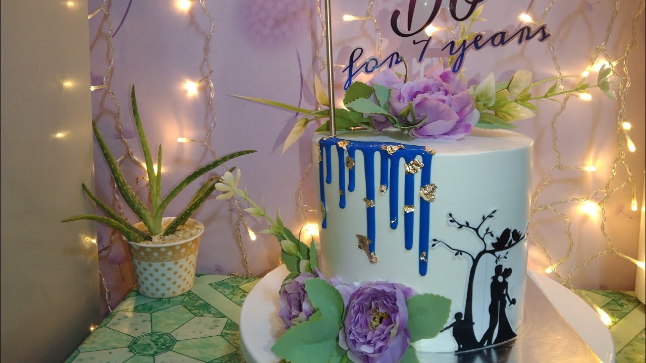 making our own anniversary cAke