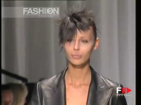 "Gianni Versace" Autumn Winter 1997 1998 Milan 1 of 4 pret a porter woman by Fashion Channel