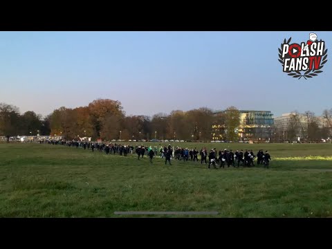 Przemarsz Radomiaka przez Błonia na Cracovie (29.10.2021 r.)