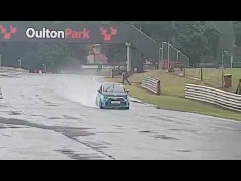 Oulton Park flyby 2, 11-07-17(2)