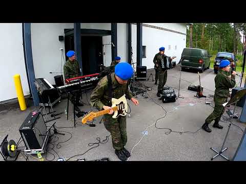 RakSK varusmiehet 1/21 - Lose Yourself/Killing In The Name LIVE