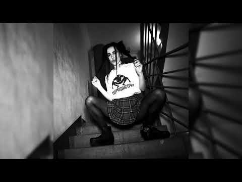 solomadistrict - белая восьмерочка