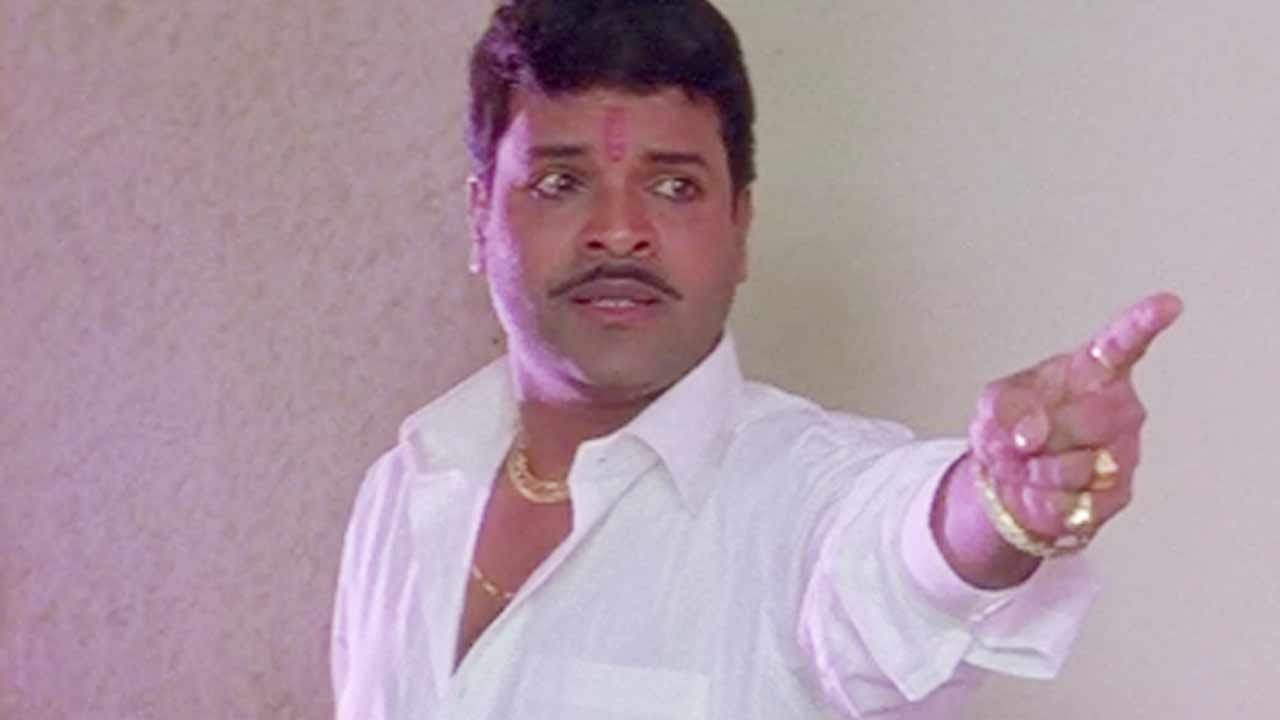 Bharat Jadhav, Mandali Tumchyasathi Kay Pan - Marathi Emotional Scene 1/12